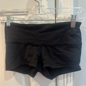 Lululemon spandex shorts
